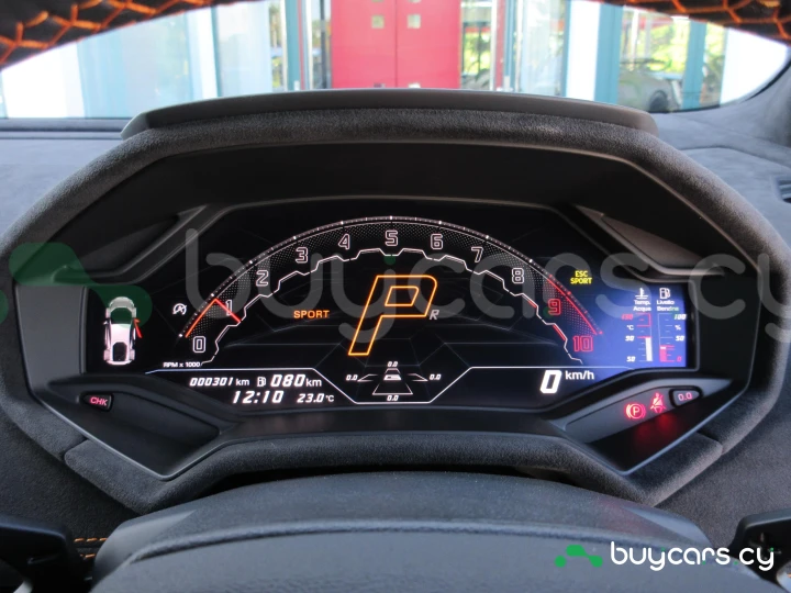 Lamborghini Huracan Белый