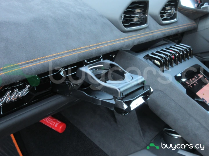 Lamborghini Huracan Белый