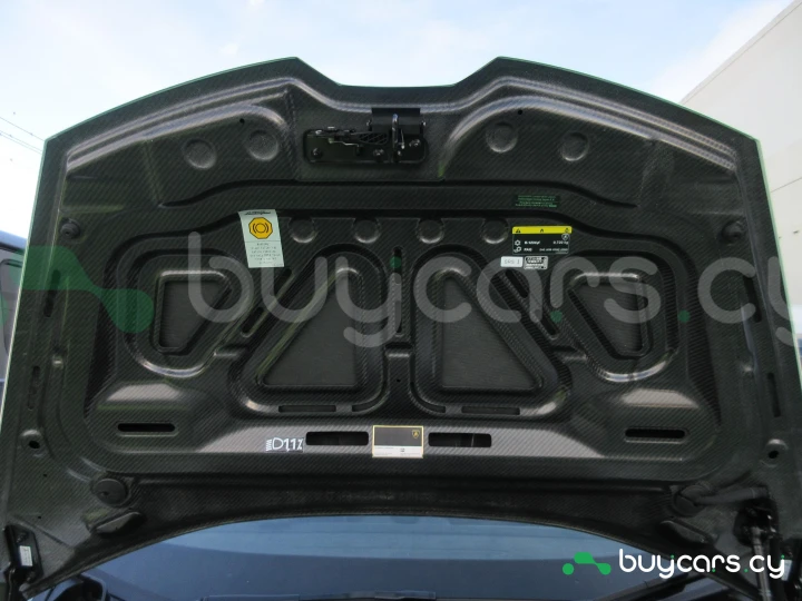 Lamborghini Huracan Белый