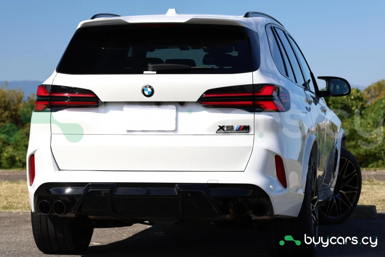 BMW X5 White