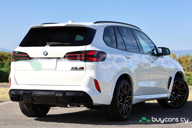 BMW X5 White