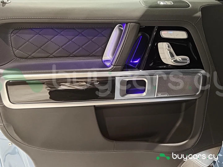 Mercedes G-class Синий