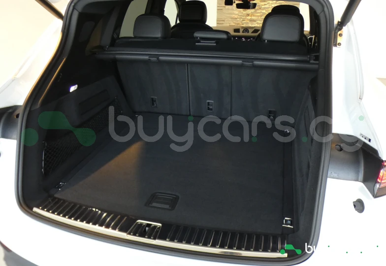 Porsche Cayenne Белый