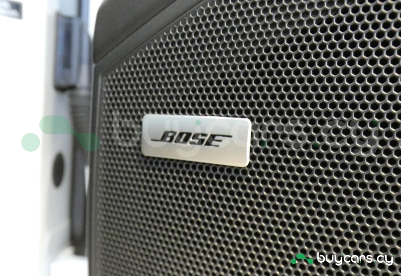 Porsche Cayenne Белый