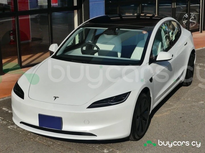 Tesla Model 3 White