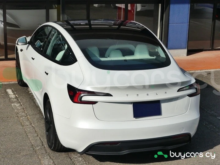 Tesla Model 3 White