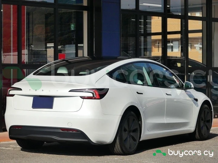 Tesla Model 3 White