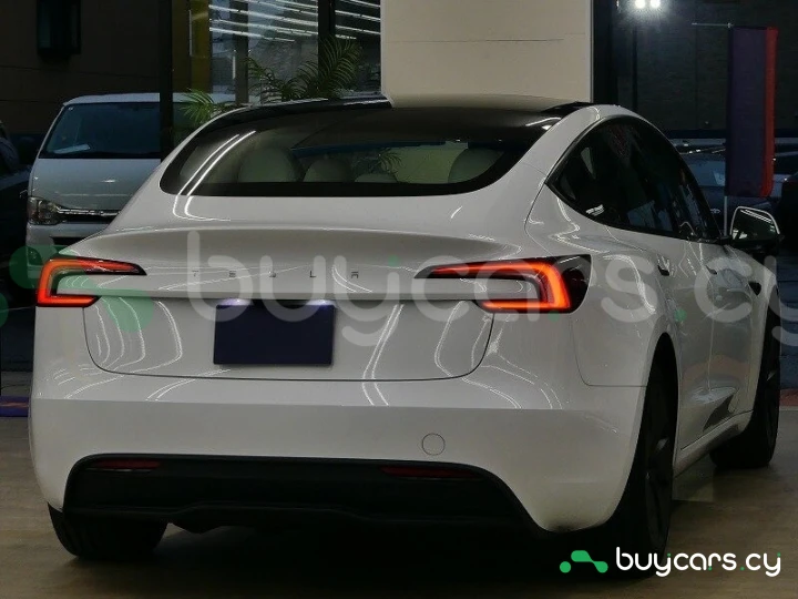 Tesla Model 3 White