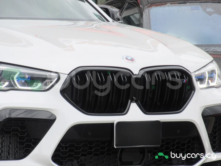 BMW X6 M Белый