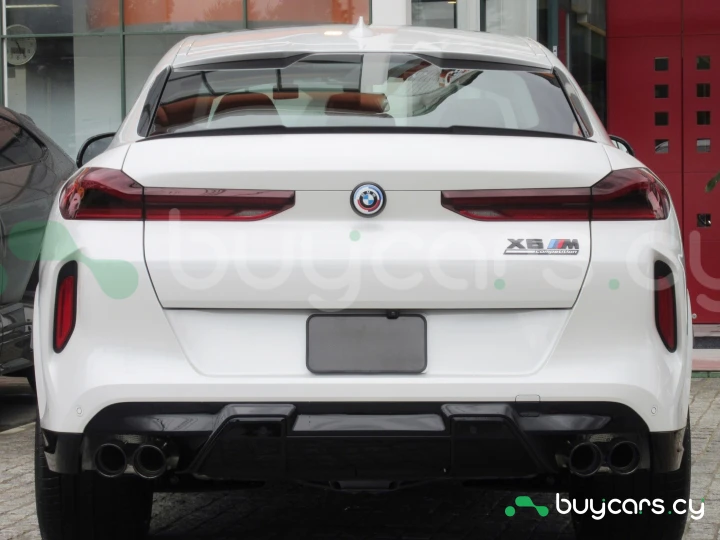BMW X6 M Белый