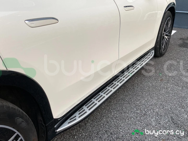 Mercedes EQS Белый