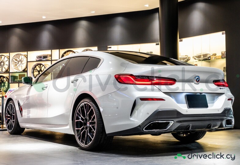 BMW 8 series White