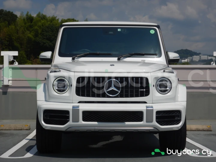 Mercedes G-class Белый