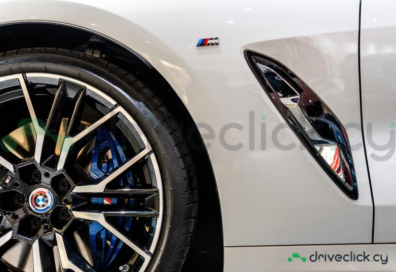 BMW 8 series White