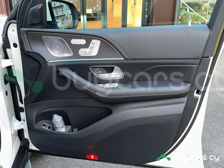 Mercedes GLS-class Белый