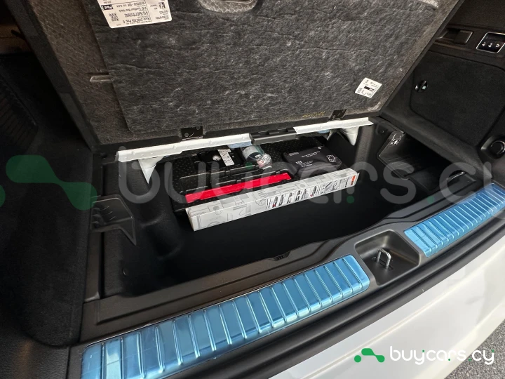 Mercedes GLS-class Белый