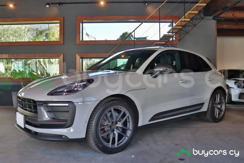 Porsche Macan Белый