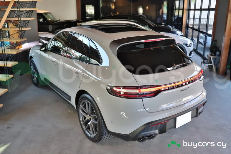 Porsche Macan Белый