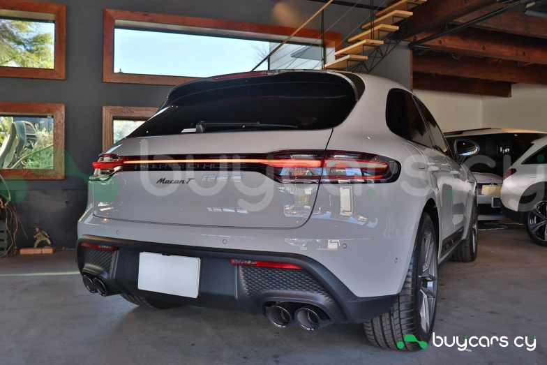 Porsche Macan Белый