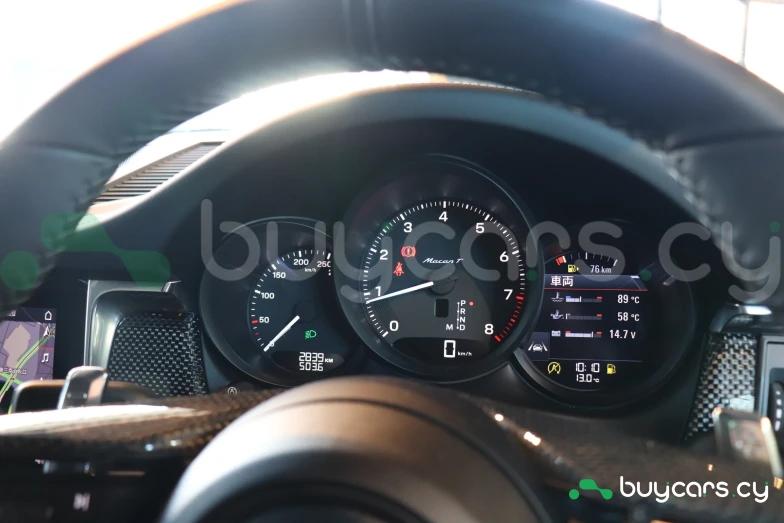 Porsche Macan Белый