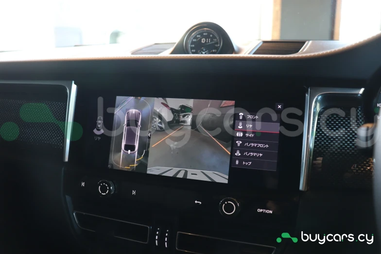 Porsche Macan Белый