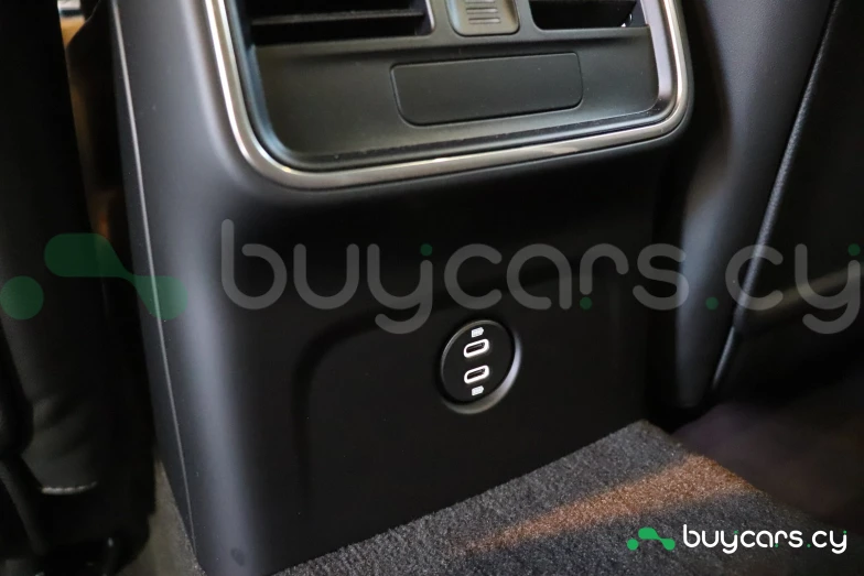 Porsche Macan Белый