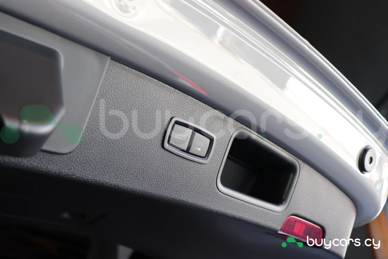 Porsche Macan Белый