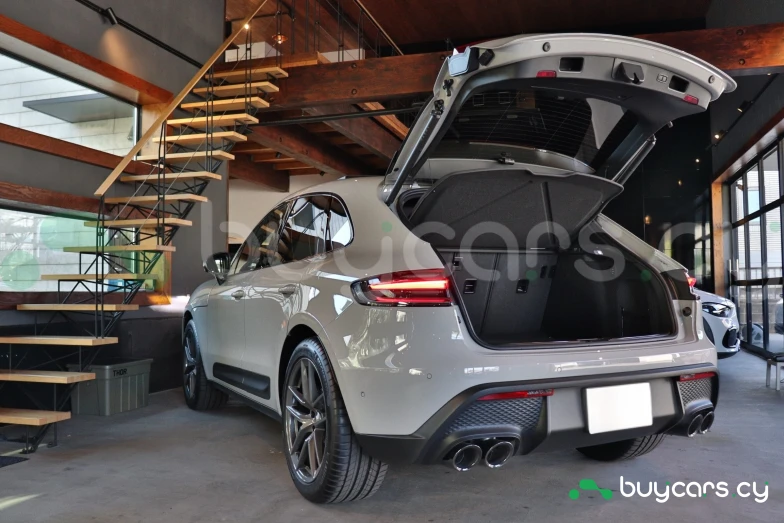 Porsche Macan Белый