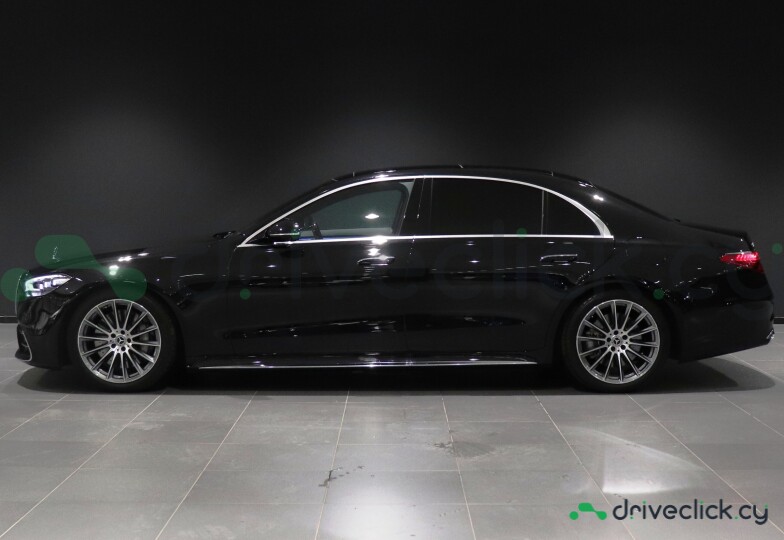 Mercedes S class Черный