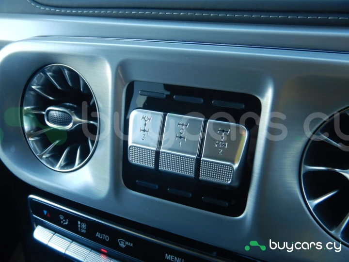 Mercedes G-class Черный