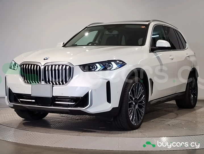 BMW X5 White