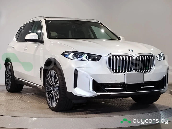 BMW X5 White