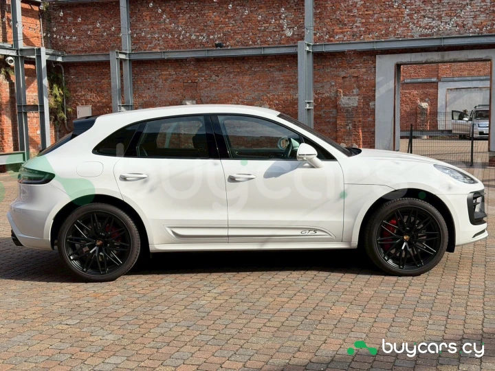 Porsche Macan Белый
