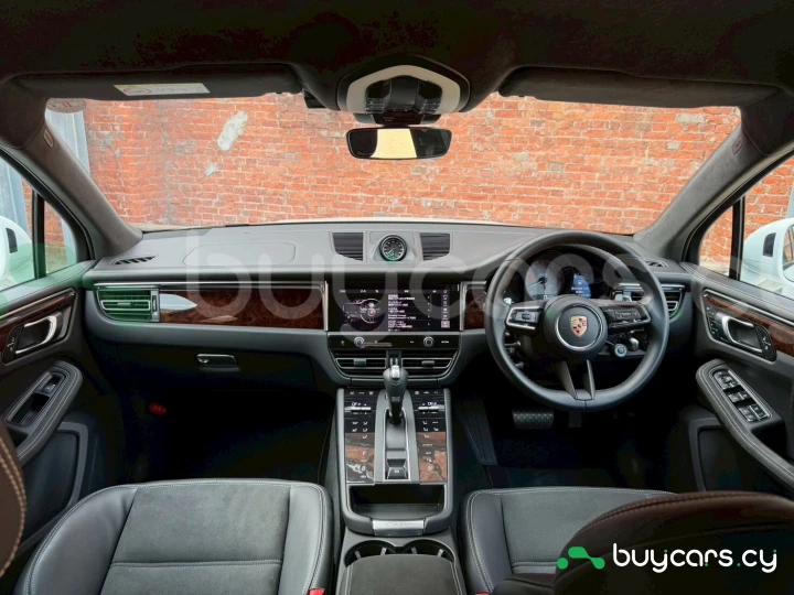 Porsche Macan Белый