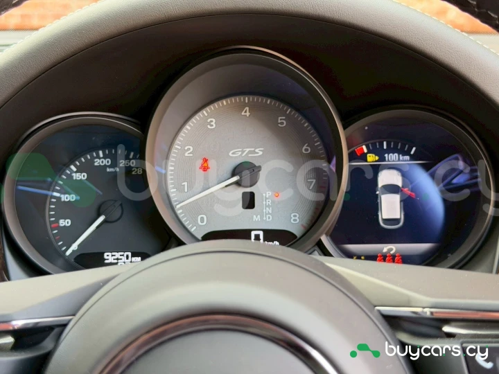 Porsche Macan Белый