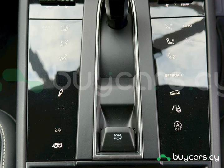 Porsche Macan Белый