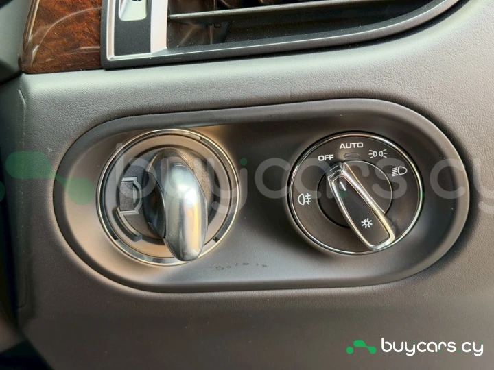 Porsche Macan Белый