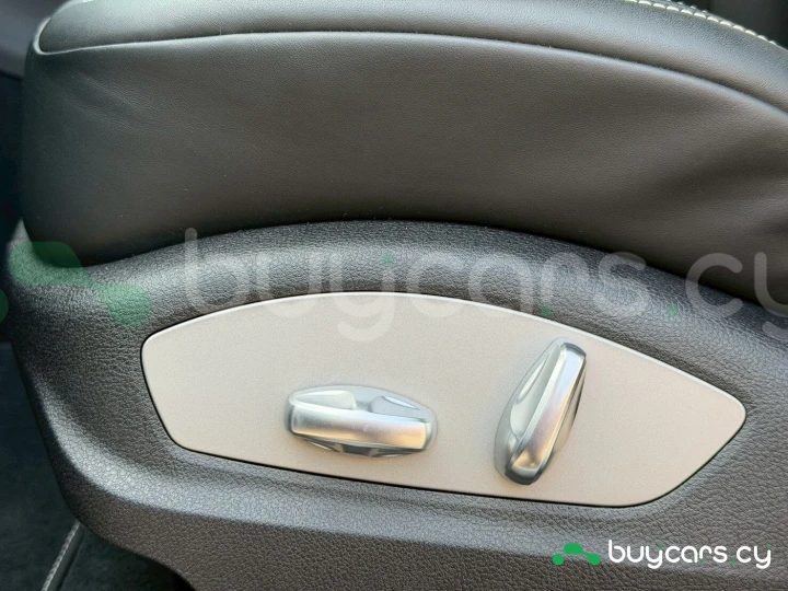 Porsche Macan Белый