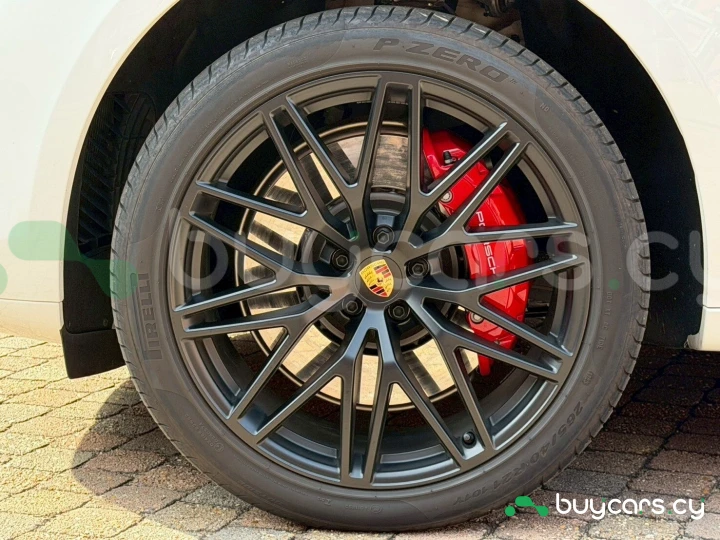 Porsche Macan Белый