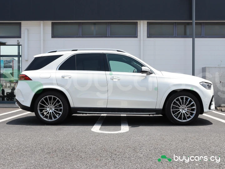 Mercedes GLE-class White