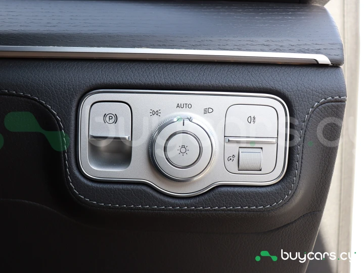 Mercedes GLE-class White