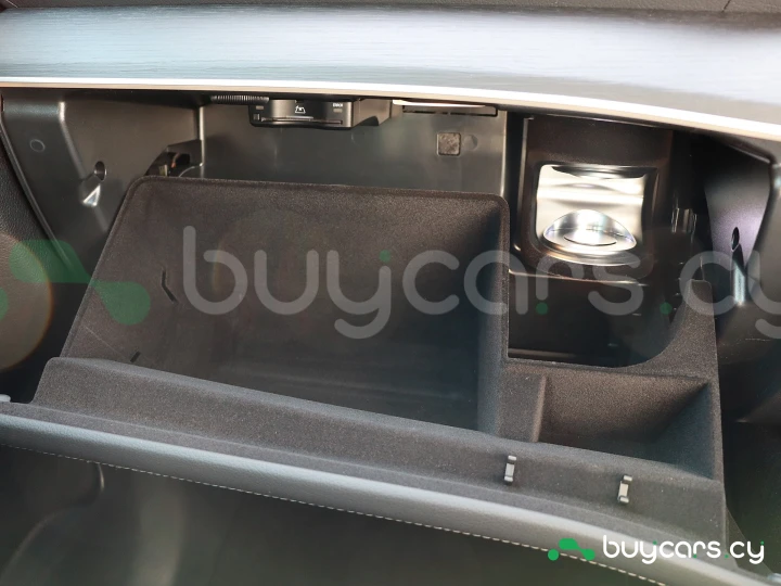 Mercedes GLE-class White