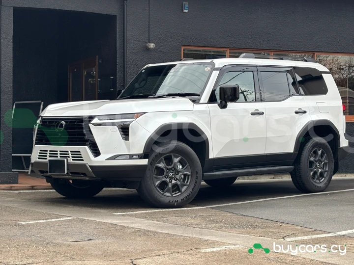 Lexus GX White