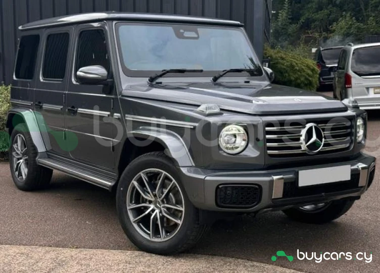 Mercedes G-class Серый