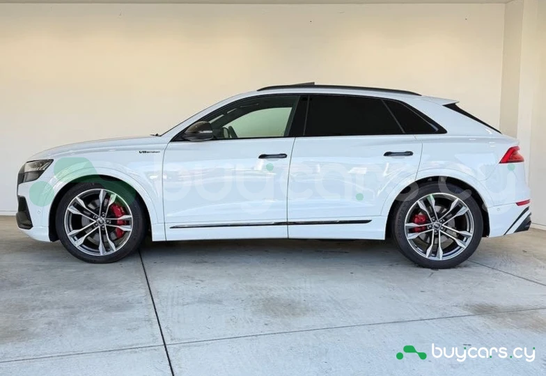 Audi SQ8 White