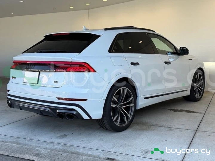 Audi SQ8 White