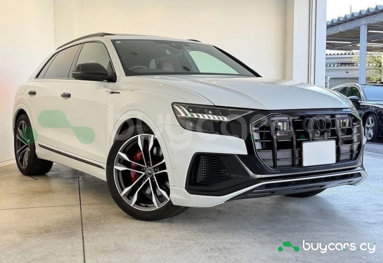 Audi SQ8 White