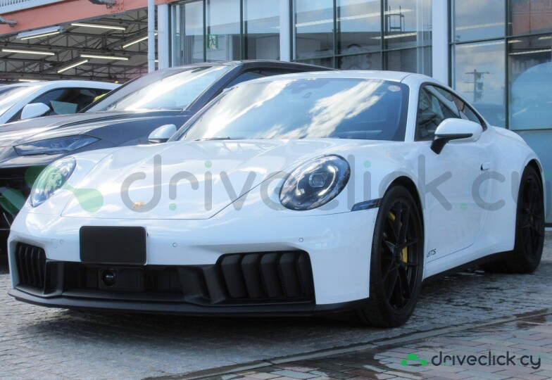 Porsche 911 White