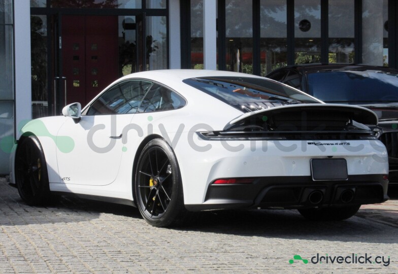 Porsche 911 White