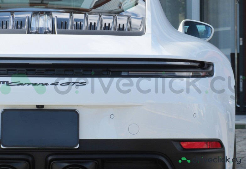 Porsche 911 White